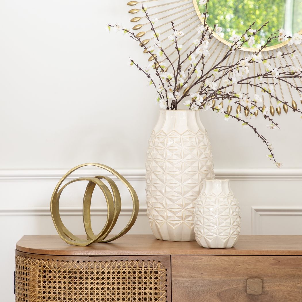 Greycrest Gold Sculpture - Thumbnail - Image 2