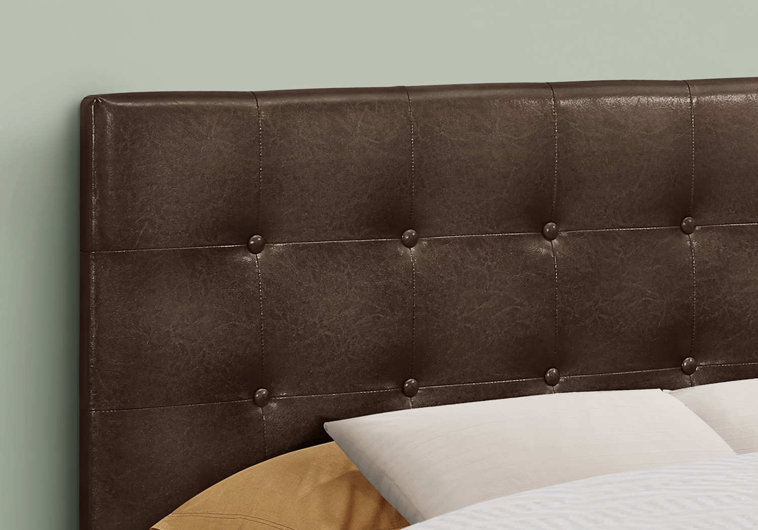 Gullcourt Brown Full Headboard - Thumbnail - Image 2