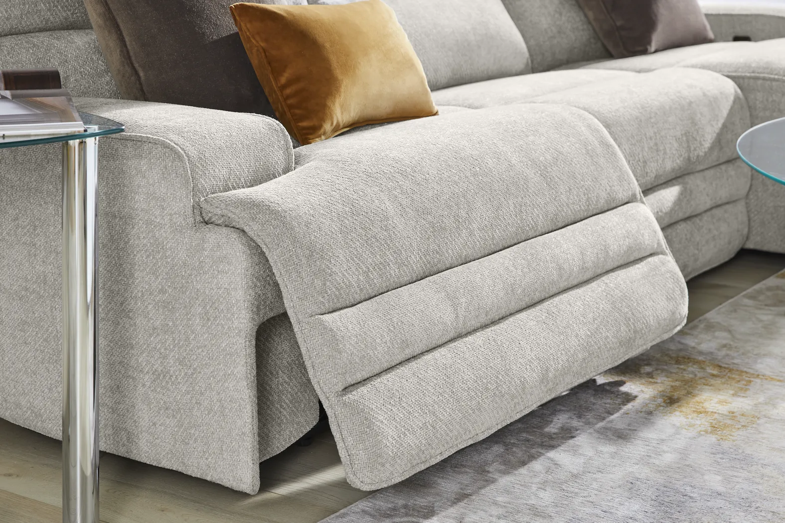 Hadley Park Beige 3 Pc Dual Power Reclining Sectional - Image 15