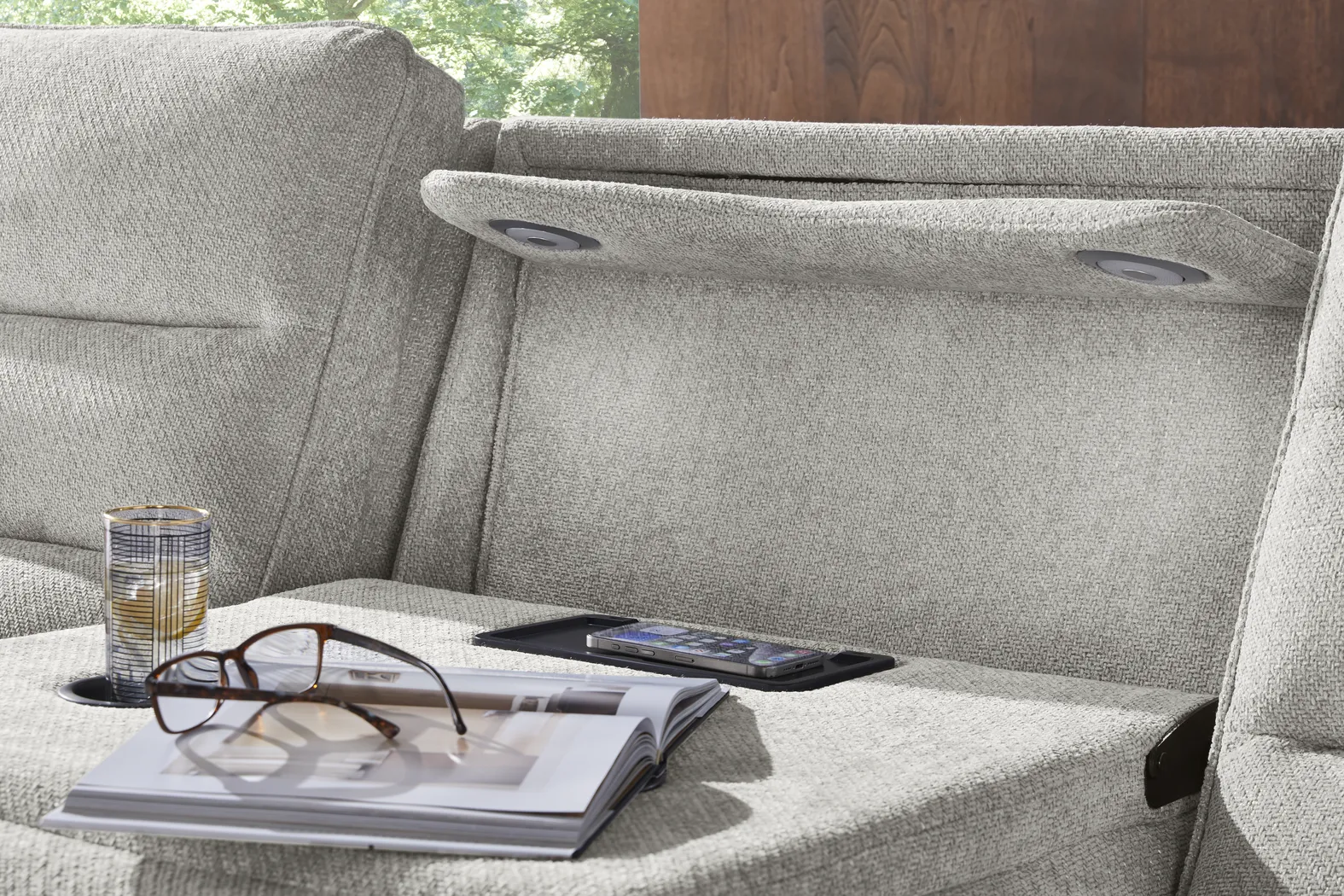 Hadley Park Beige 3 Pc Dual Power Reclining Sectional - Image 18
