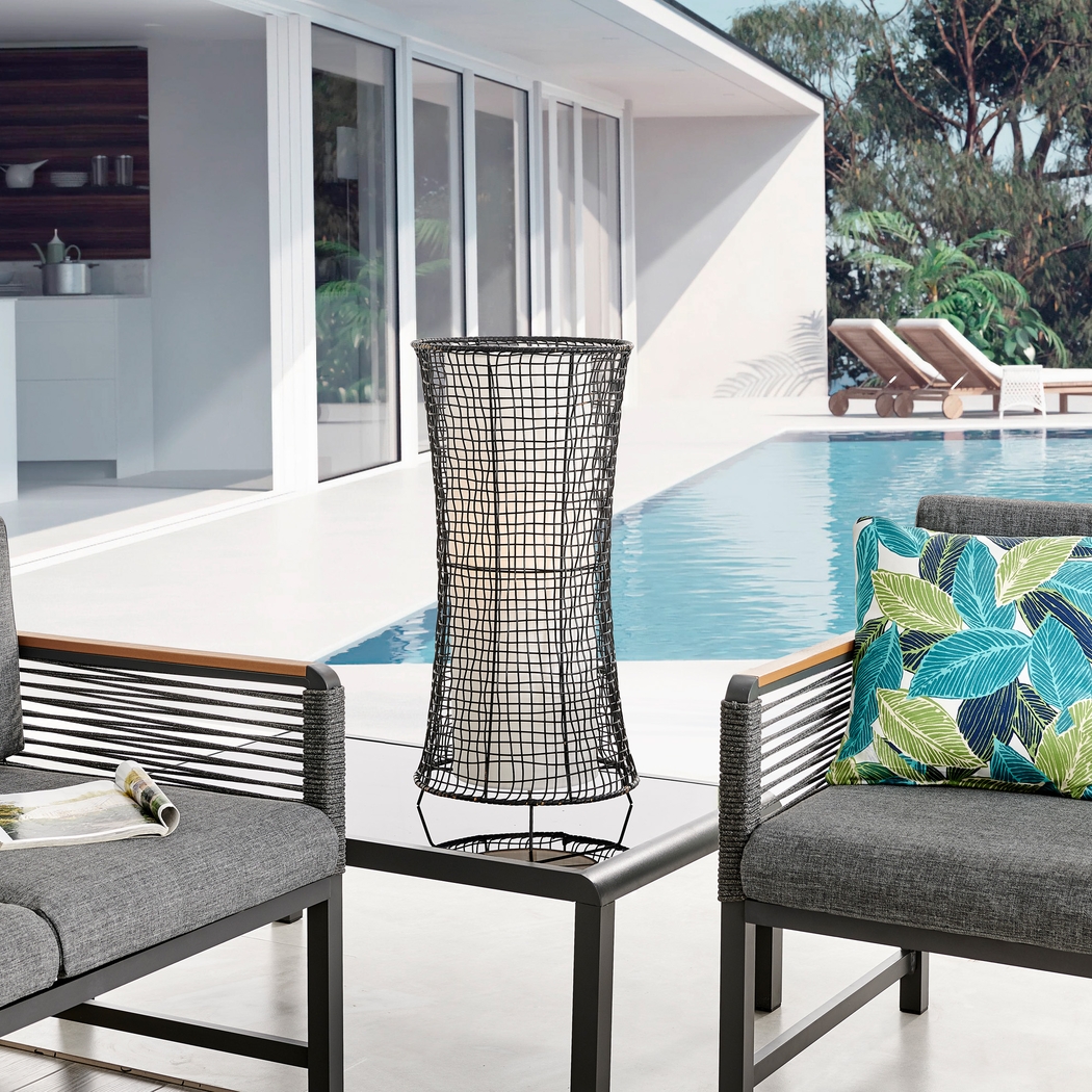 Hadley Place Black Outdoor Lamp - Thumbnail - Image 3