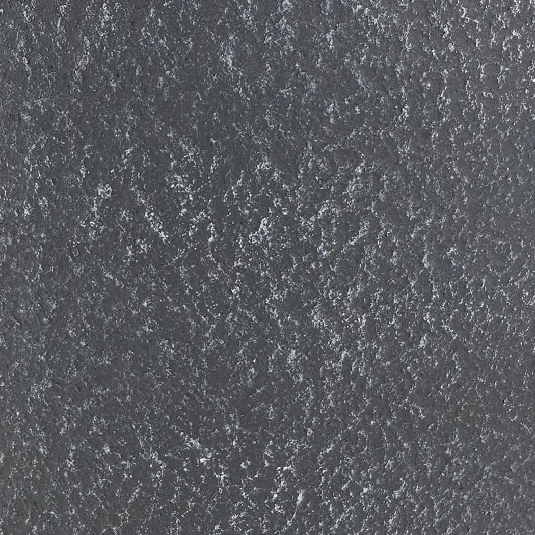 Haerlo Black Vase - Image 3