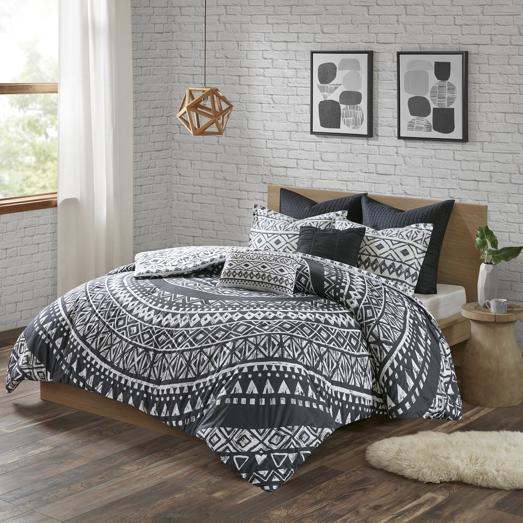 Haisley Black 7 Pc King Comforter Set - Thumbnail - Image 2