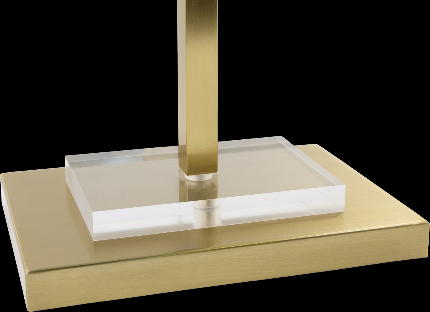 Halstead Point Brass Floor Lamp - Thumbnail - Image 3