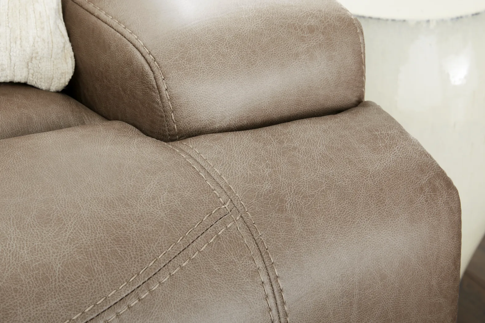 Hamilton Mushroom 2 Pc Dual Power Reclining Living Room - Thumbnail - Image 4