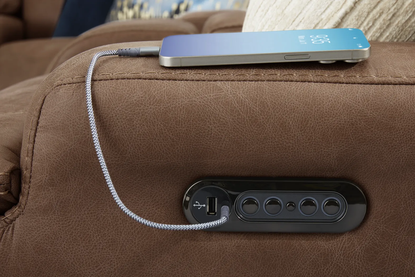 Hamilton Tobacco 6 Pc Dual Power Reclining Sectional Living Room - Thumbnail - Image 13