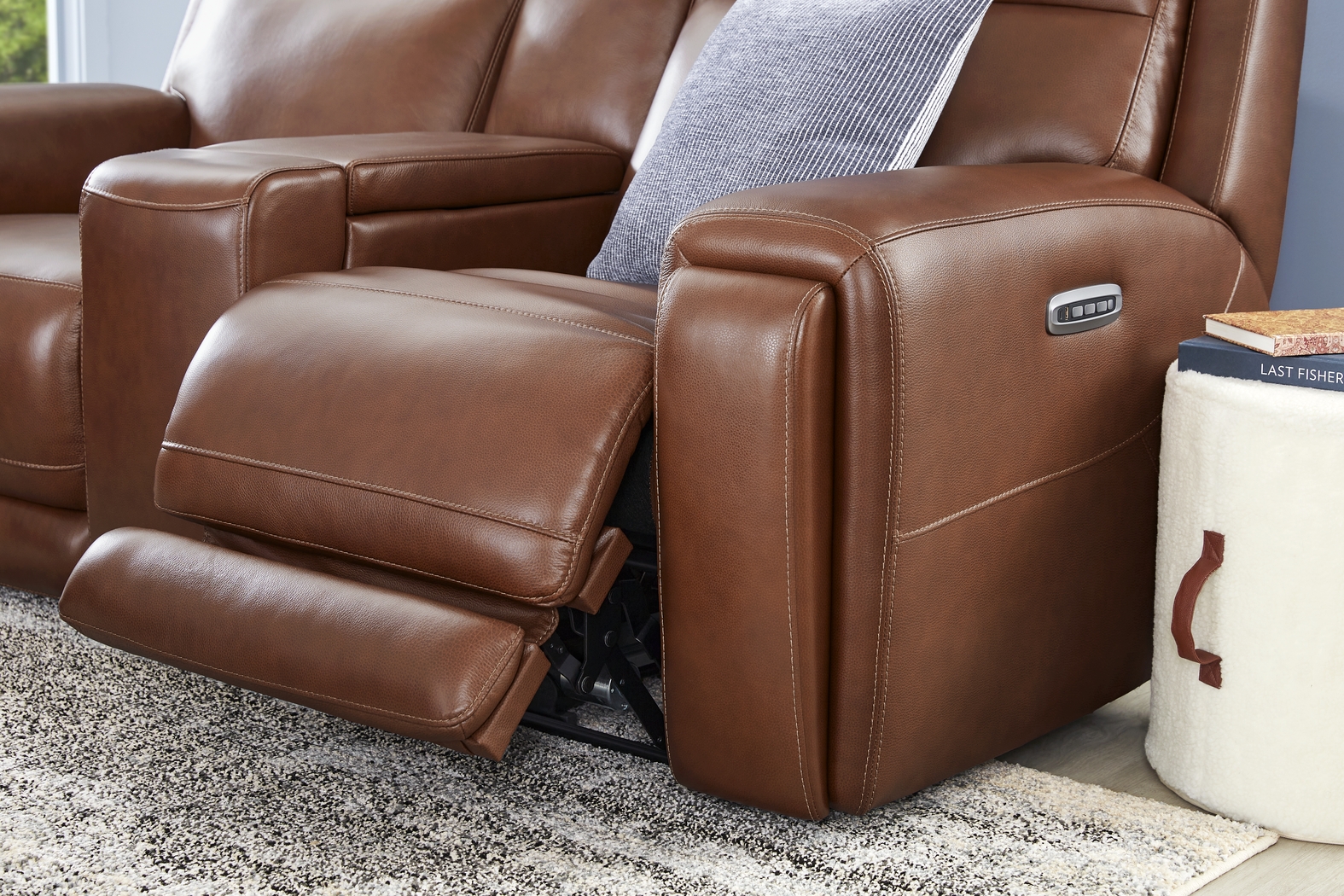 Hammond Park Brown Leather 5 Pc Triple Power Reclining Living Room - Thumbnail - Image 7