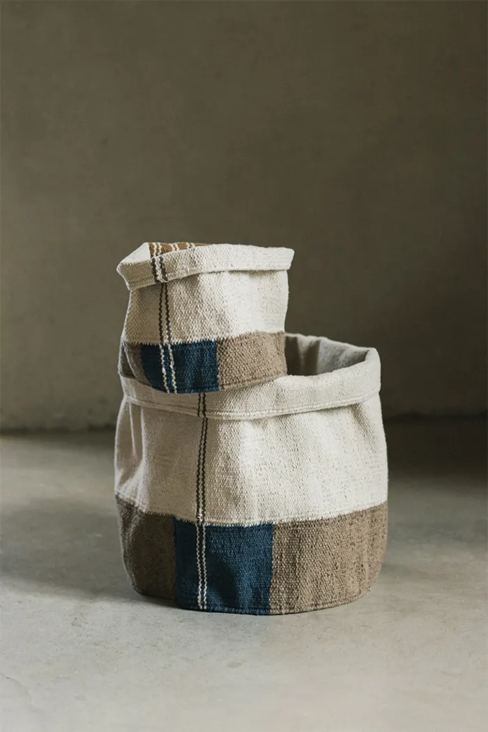 Handloom Natural/Multi Basket - Thumbnail - Image 3