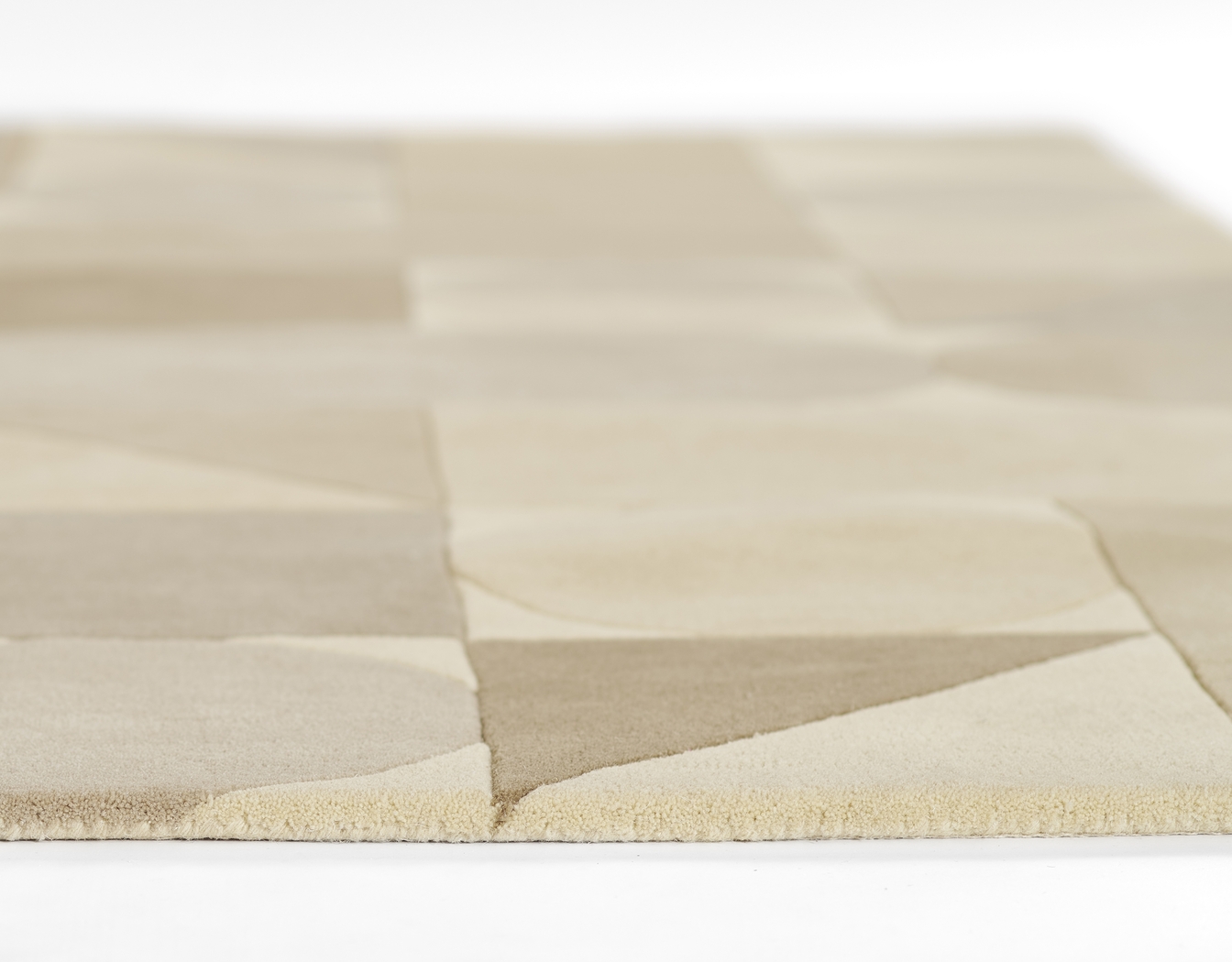 Harbeth Brown 5' x 8' Rug - Thumbnail - Image 5