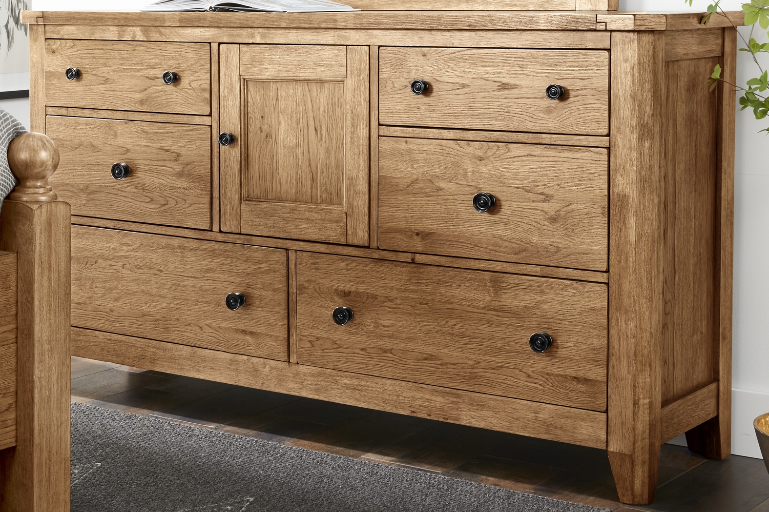 Hargrove Light Oak 7 Pc King Panel Bedroom - Thumbnail - Image 7