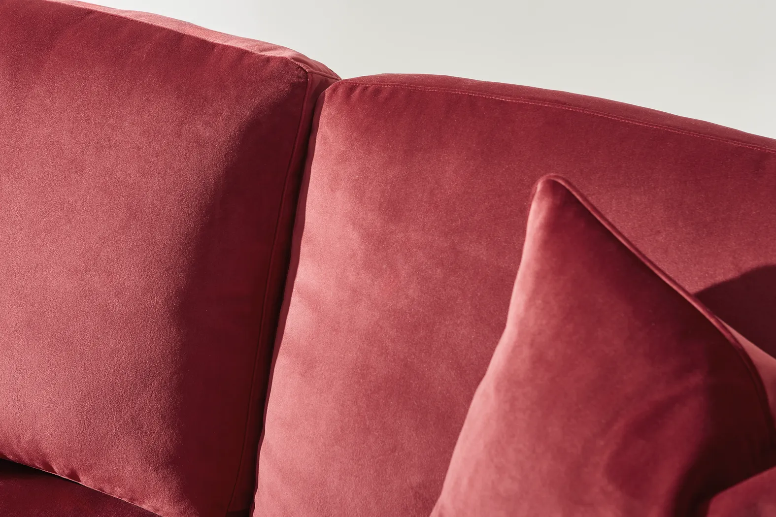 Harmonie Ruby 2 Pc Living Room - Thumbnail - Image 7