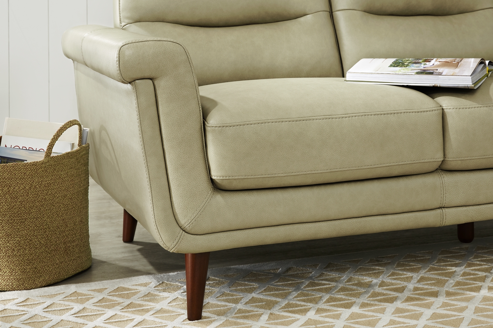 Harrington Park Sage 7 Pc Leather Living Room - Thumbnail - Image 5