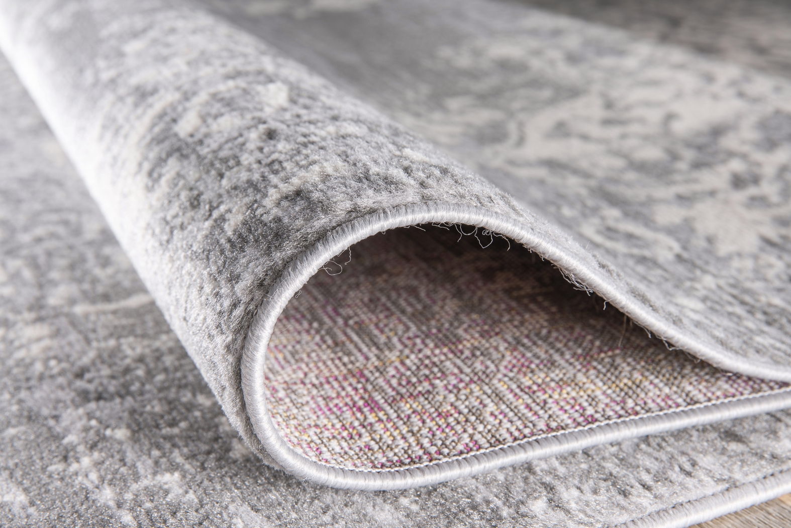 Harveer Gray 2' x 7' Runner Rug - Thumbnail - Image 3