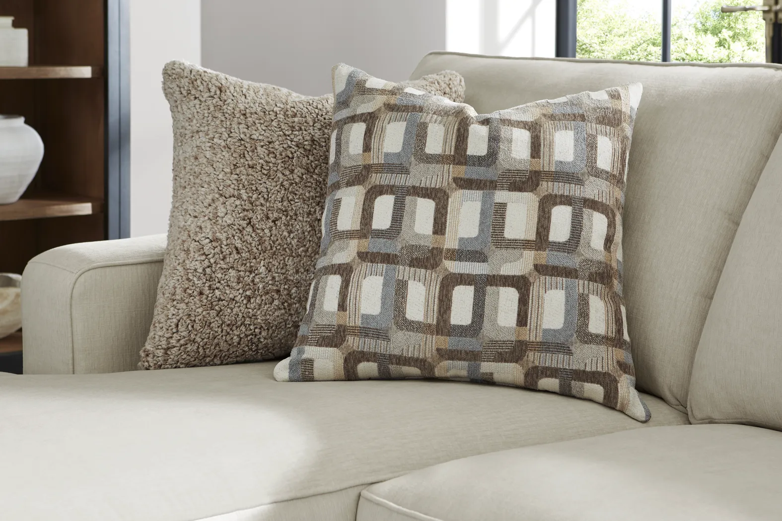 Haskins Beige 3 Pc Sectional - Thumbnail - Image 5