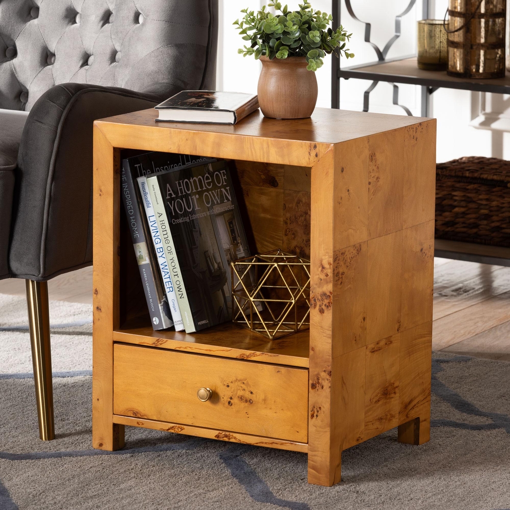 Hatleyberry Brown Nightstand - Thumbnail - Image 2