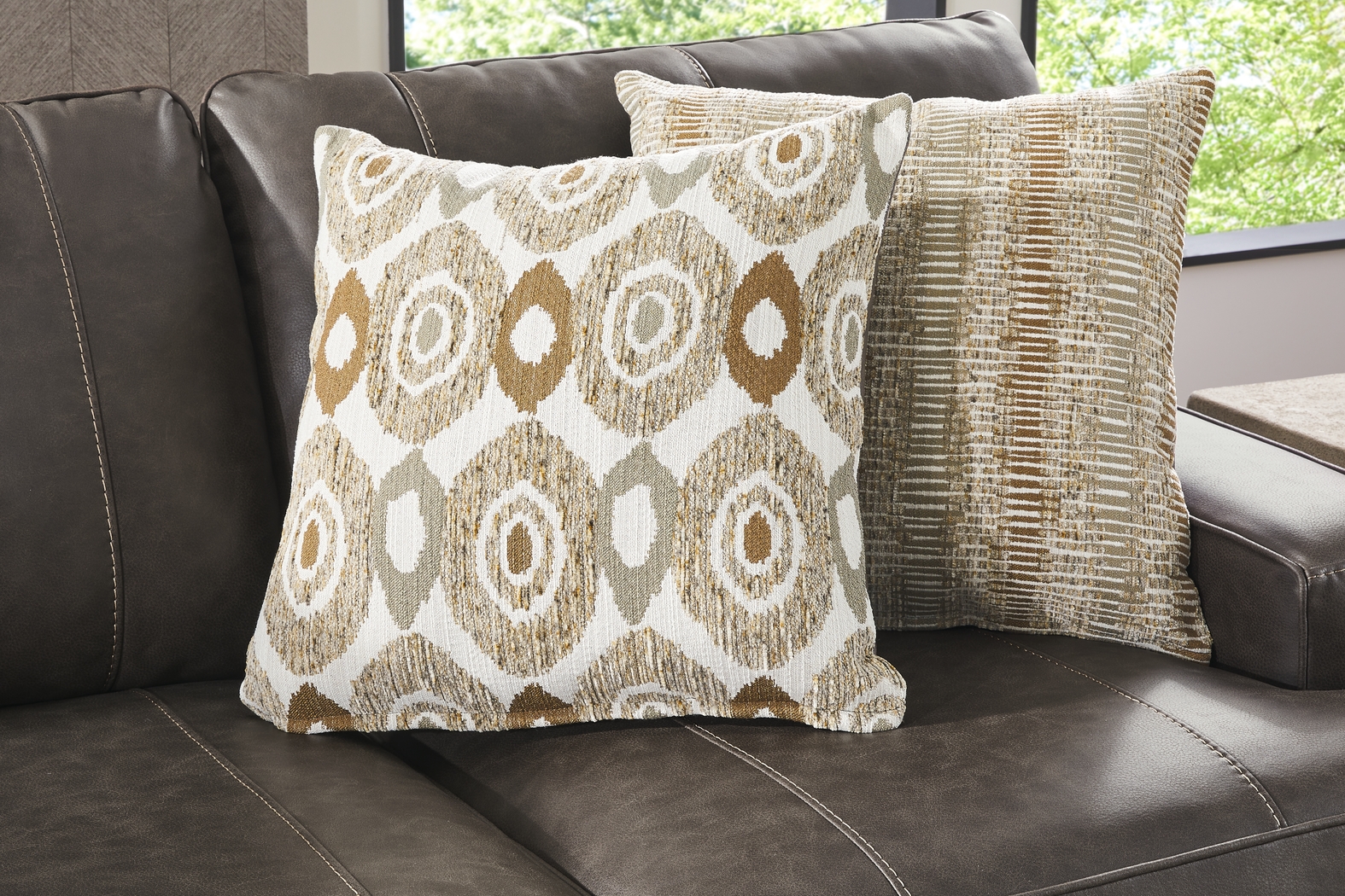 Hattingly Brown Loveseat - Thumbnail - Image 3