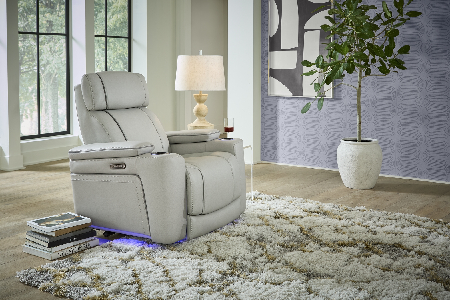 Haven Point Platinum 8 Pc Living Room with Dual Power Reclining Sofa - Thumbnail - Image 15