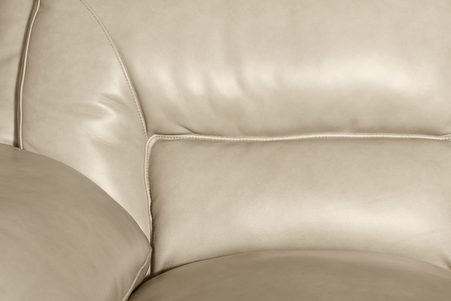 Hayworth Beige Leather Chair - Thumbnail - Image 4