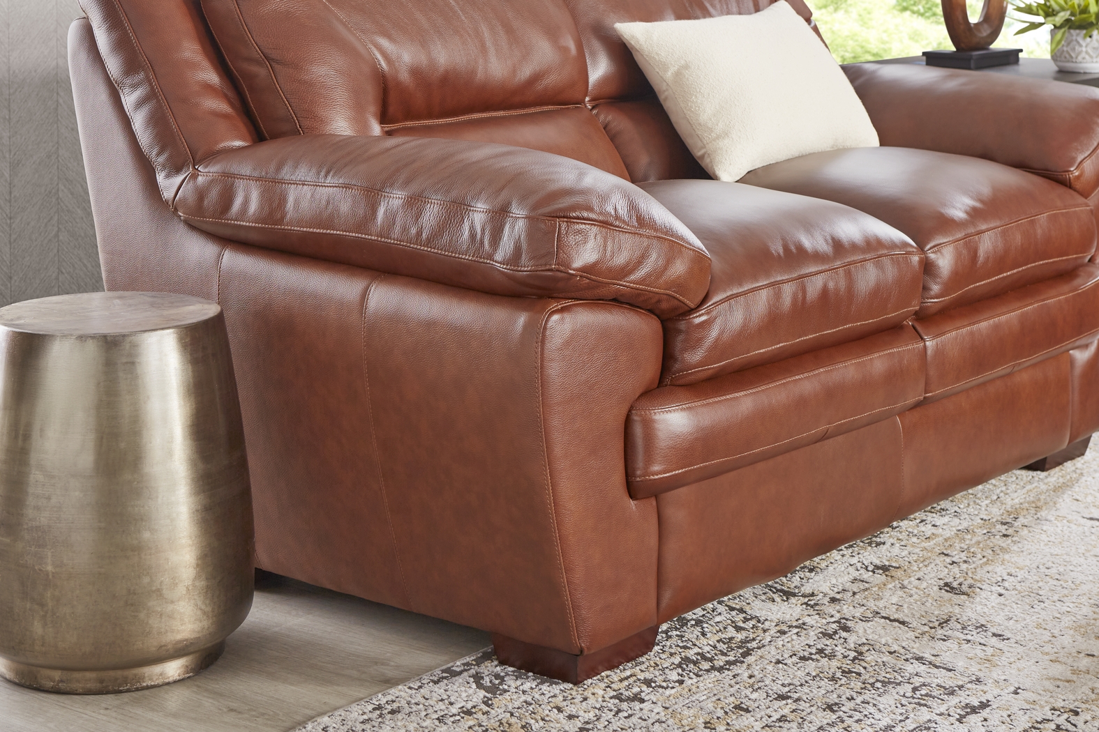 Hayworth Brown Leather Loveseat - Thumbnail - Image 2