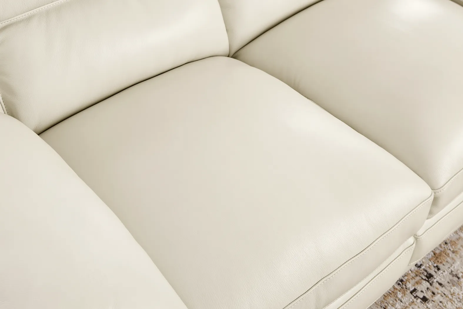 Hayworth Cream Leather Loveseat - Image 6