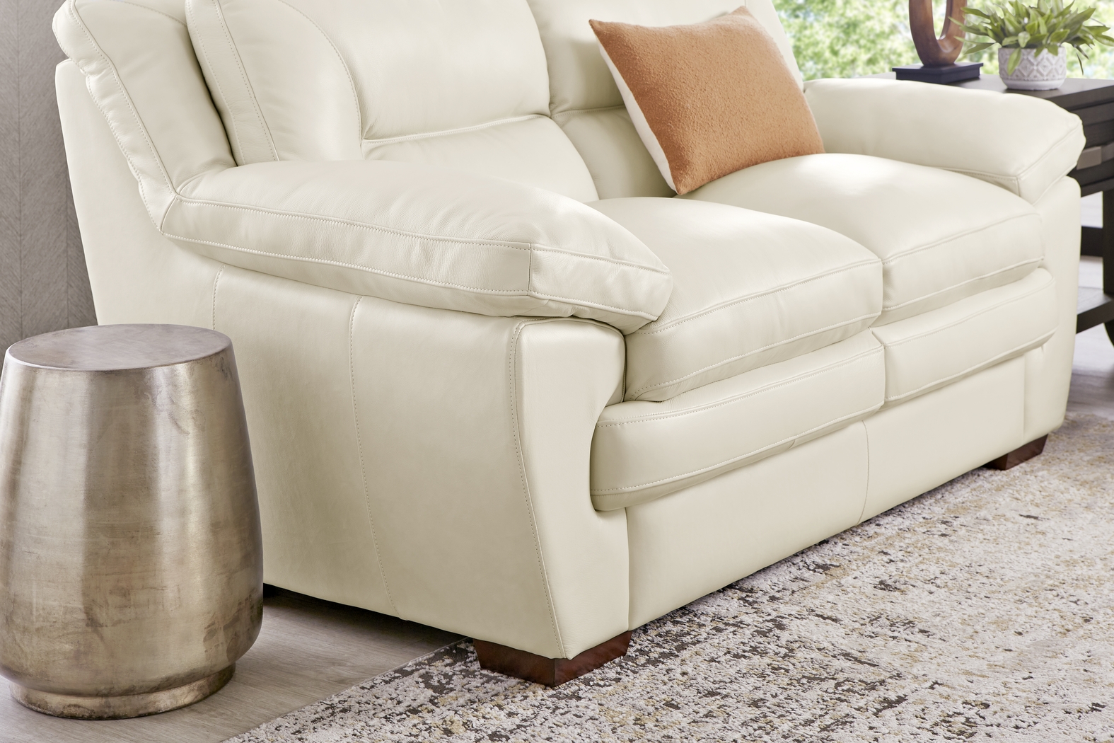Hayworth Cream Leather Loveseat - Thumbnail - Image 2