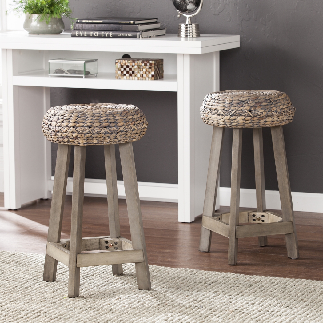 Hebberg Brown Counter Height Stool, Set of 2 - Thumbnail - Image 2