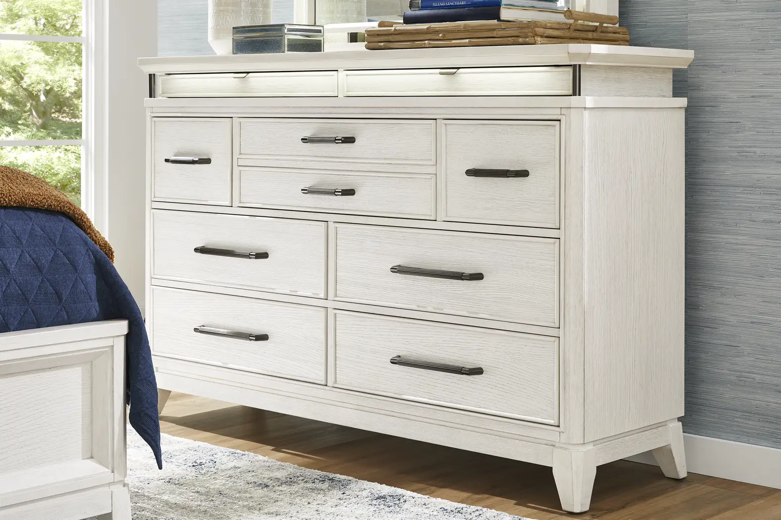 Heiress White 5 Pc King Upholstered Bedroom - Thumbnail - Image 9