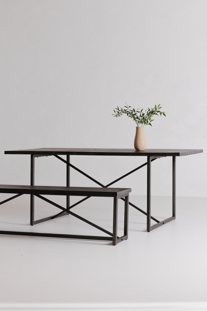 Helmwood Black Bench - Thumbnail - Image 7