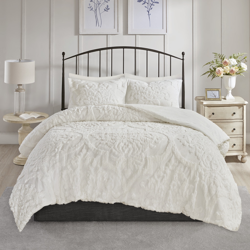 Hendee White 3 Pc Full/Queen Comforter Set - Thumbnail - Image 2