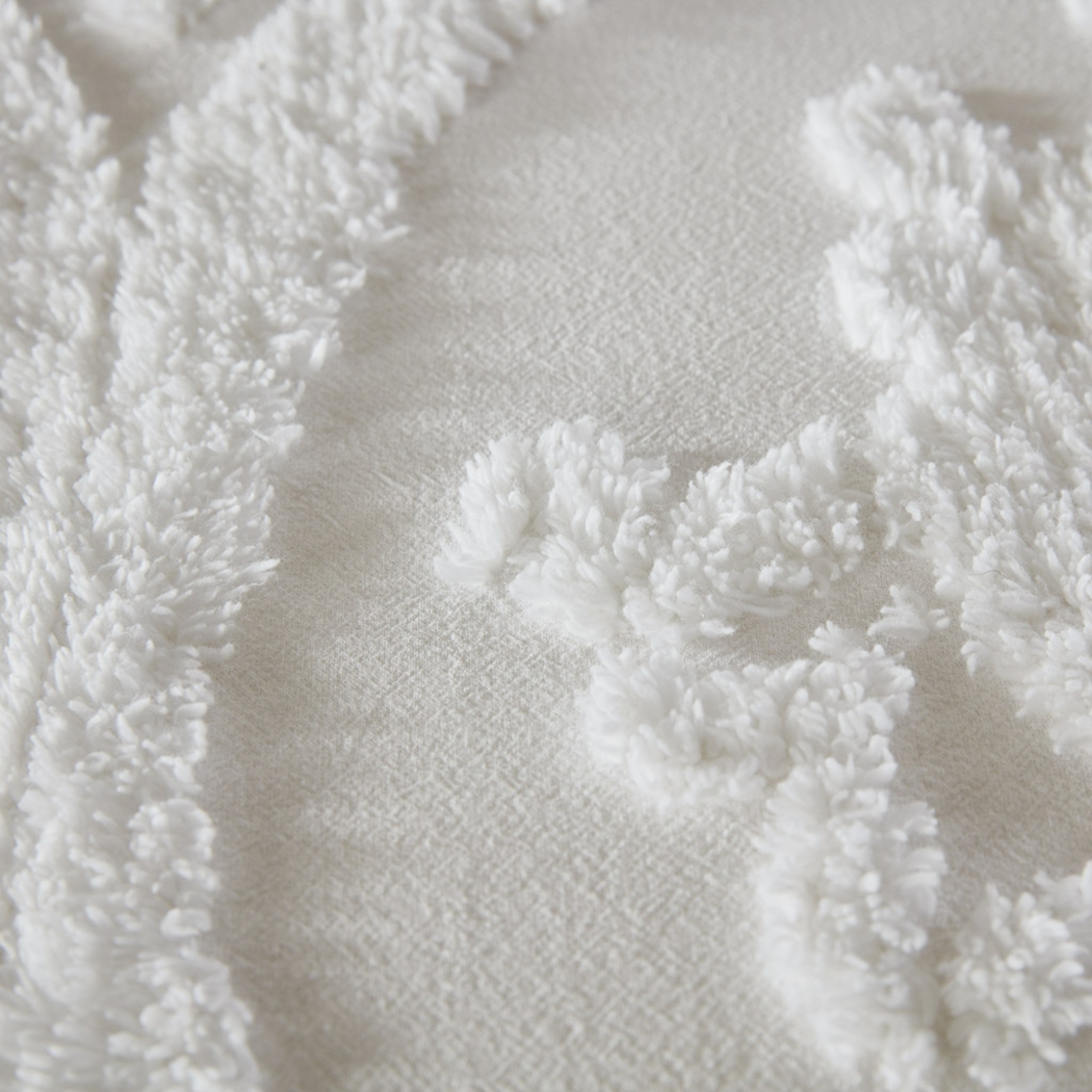 Hendee White 3 Pc Full/Queen Duvet Set - Thumbnail - Image 4