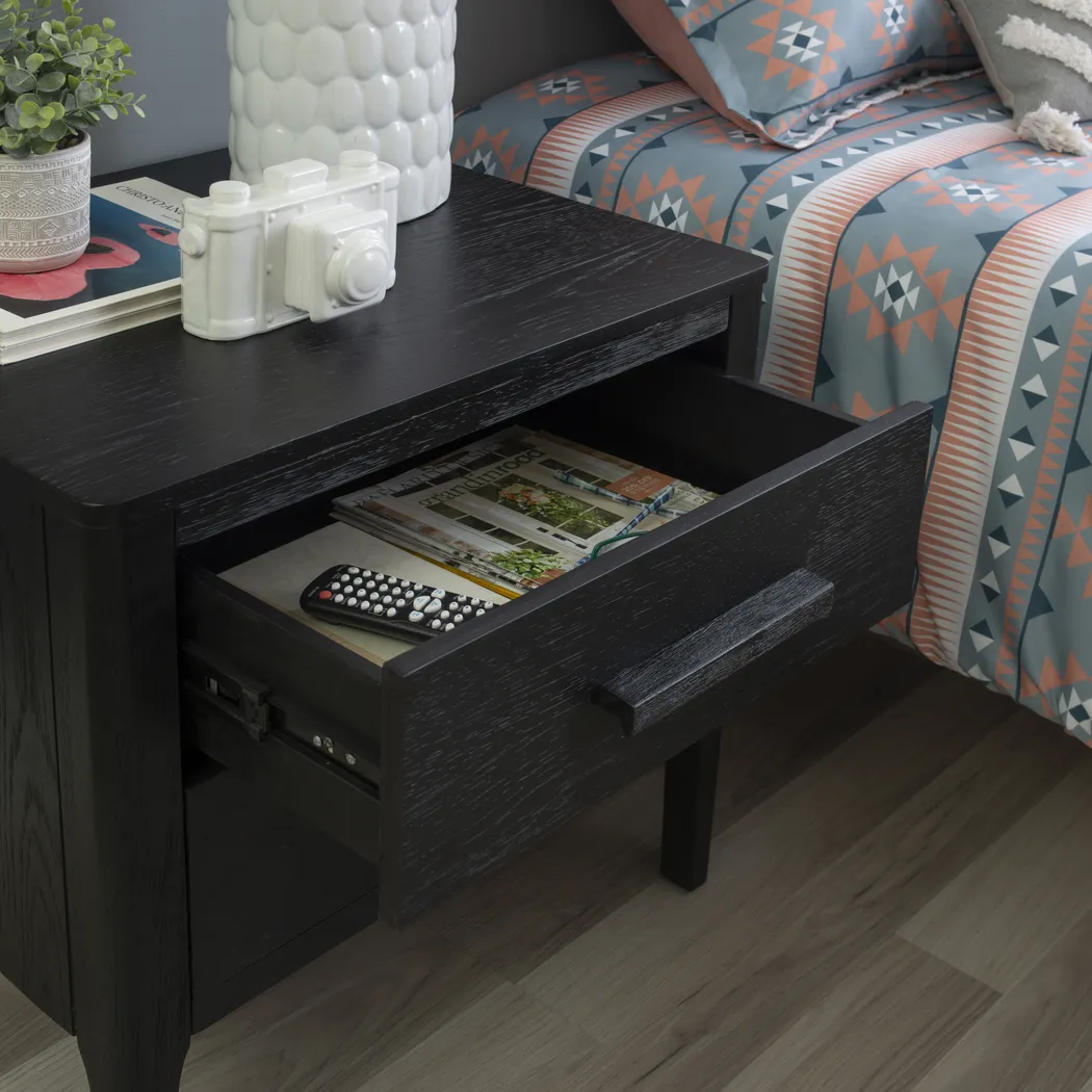 Herewich Black Nightstand - Image 11