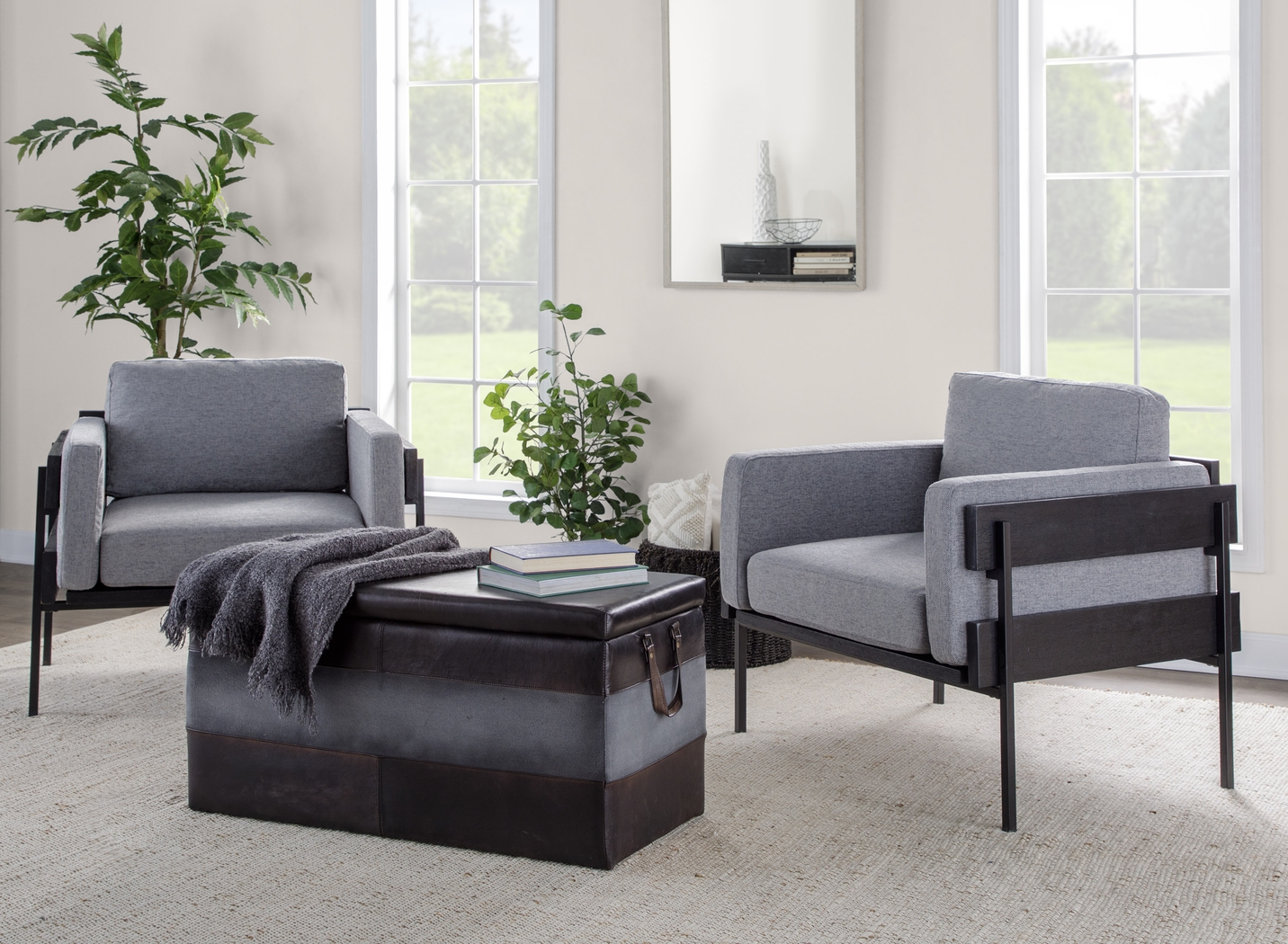 Highlandia Black Storage Bench - Thumbnail - Image 2