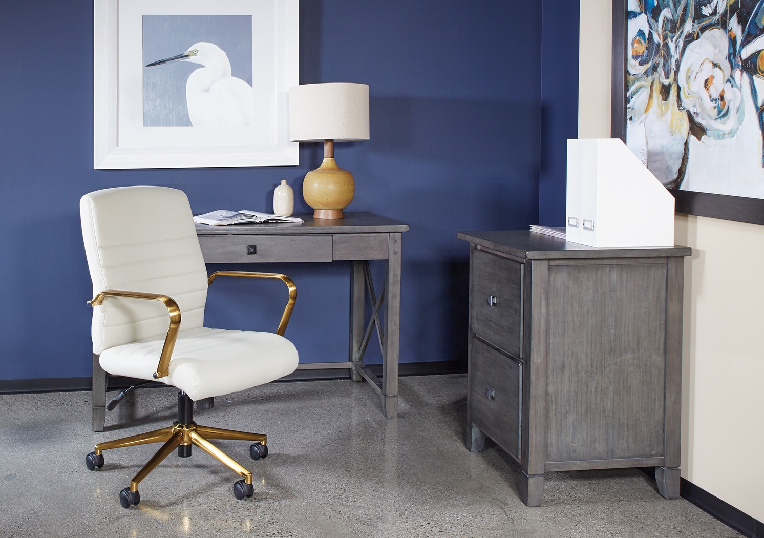 Hillsbare Gray Desk - Thumbnail - Image 5