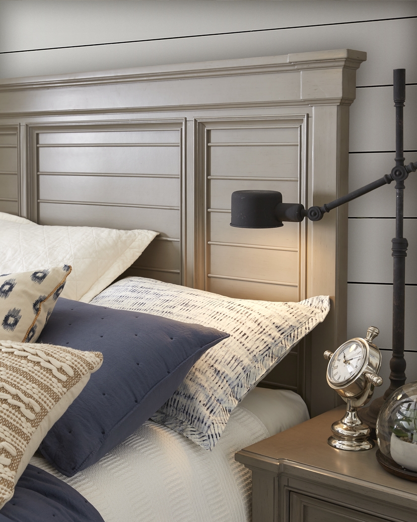 Hilton Head Gray 5 Pc Queen Panel Bedroom - Thumbnail - Image 4