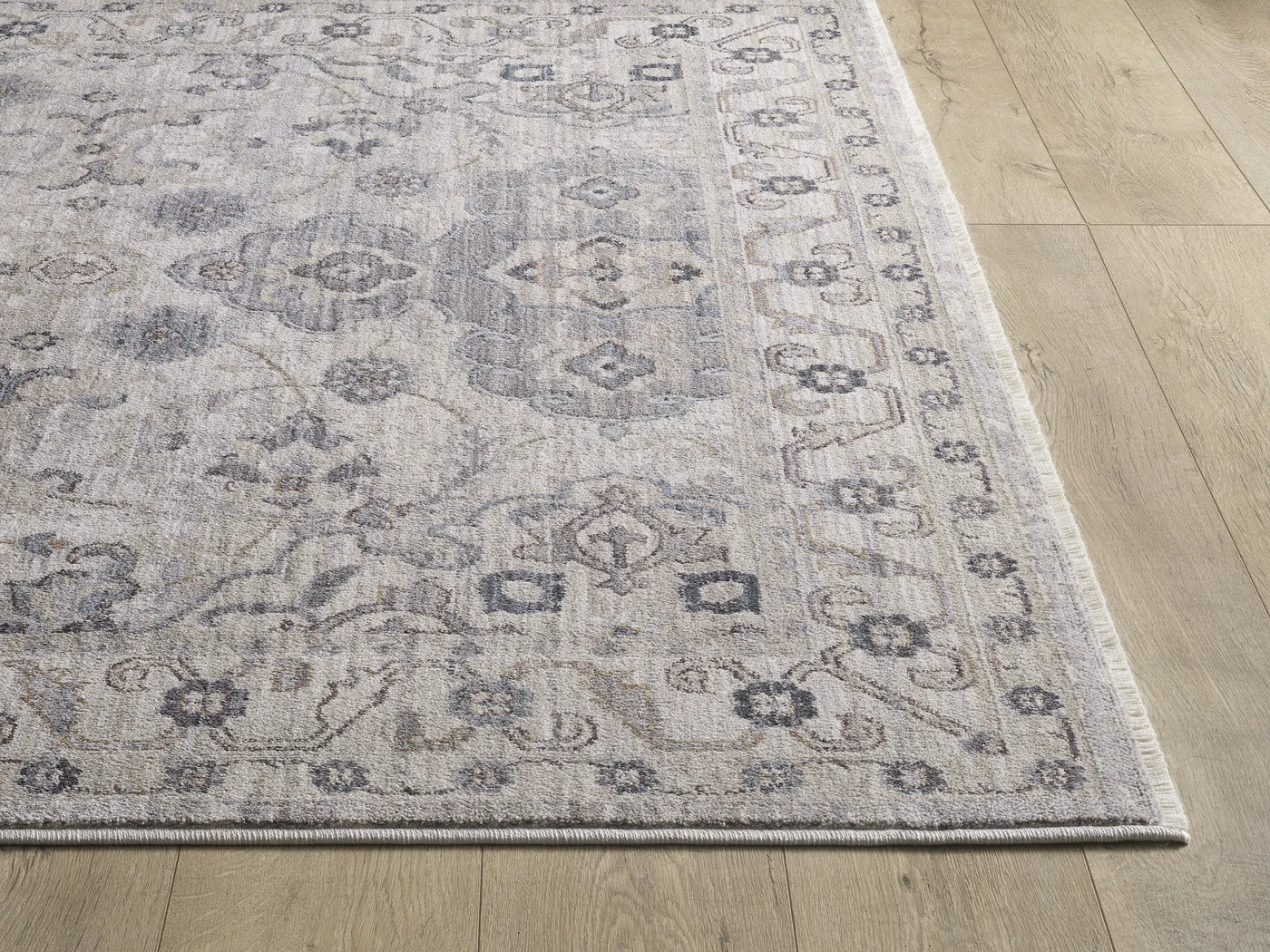 Hingdola Ivory 7'10 x 9'10 Rug - Thumbnail - Image 3