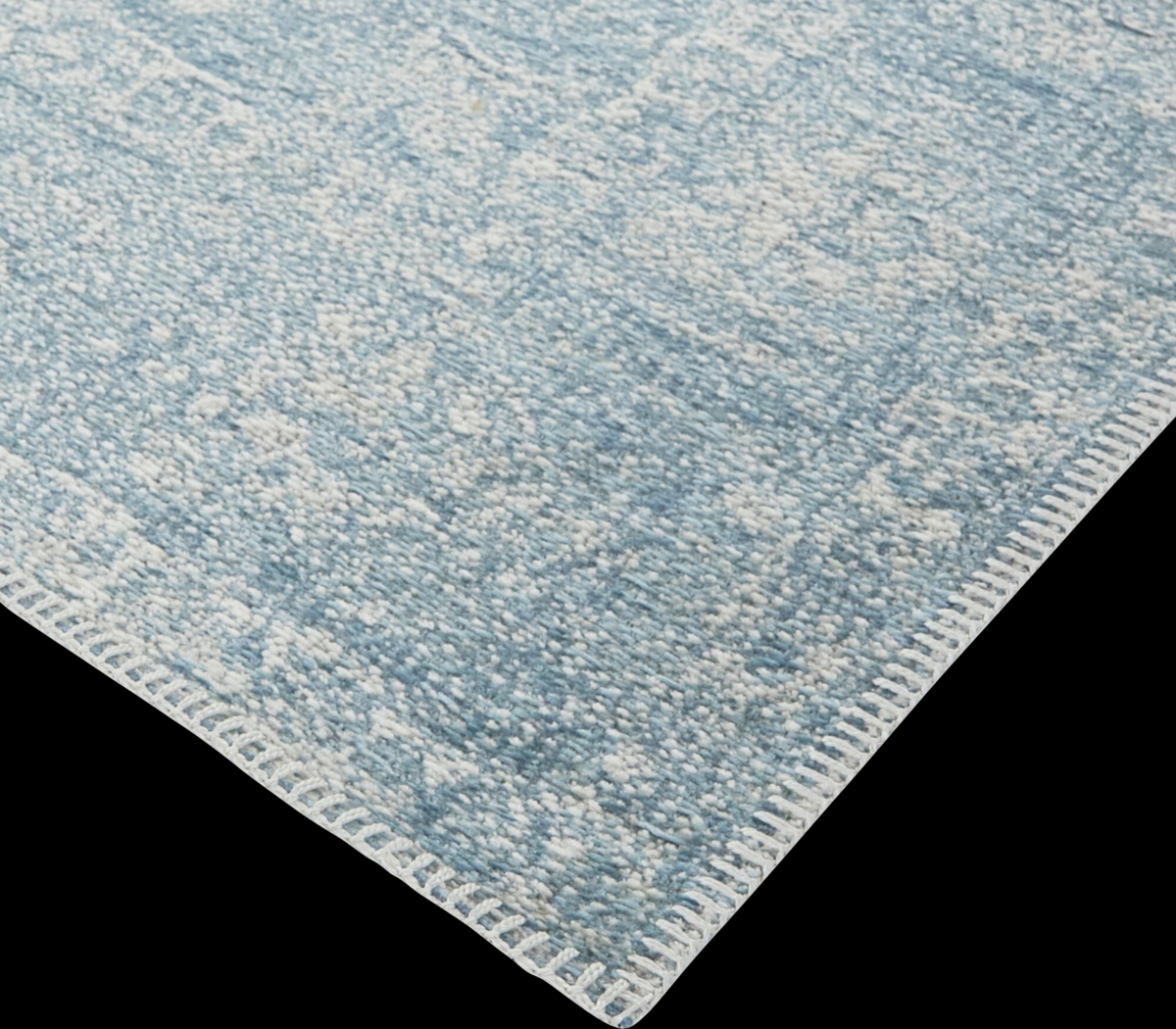 Hinul Blue 5'3 x 7' Rug - Thumbnail - Image 4