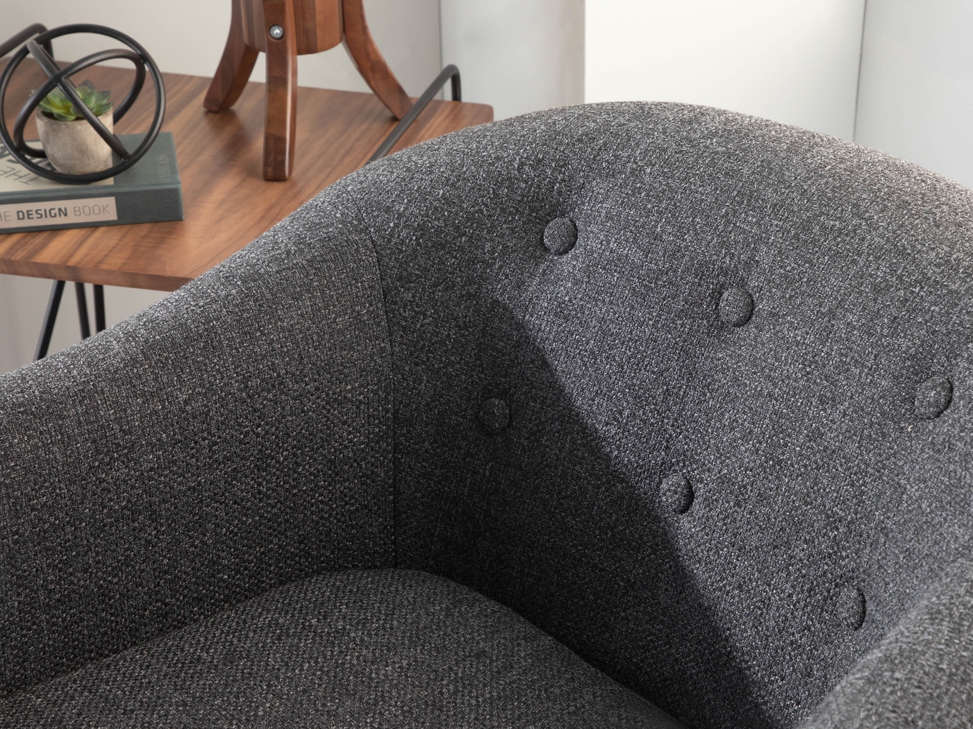 Hollylock Black Accent Chair - Thumbnail - Image 7