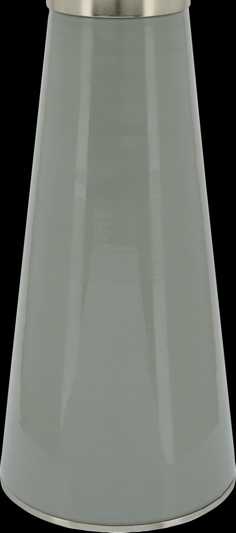 Hollyoak Gray Side Table - Thumbnail - Image 3