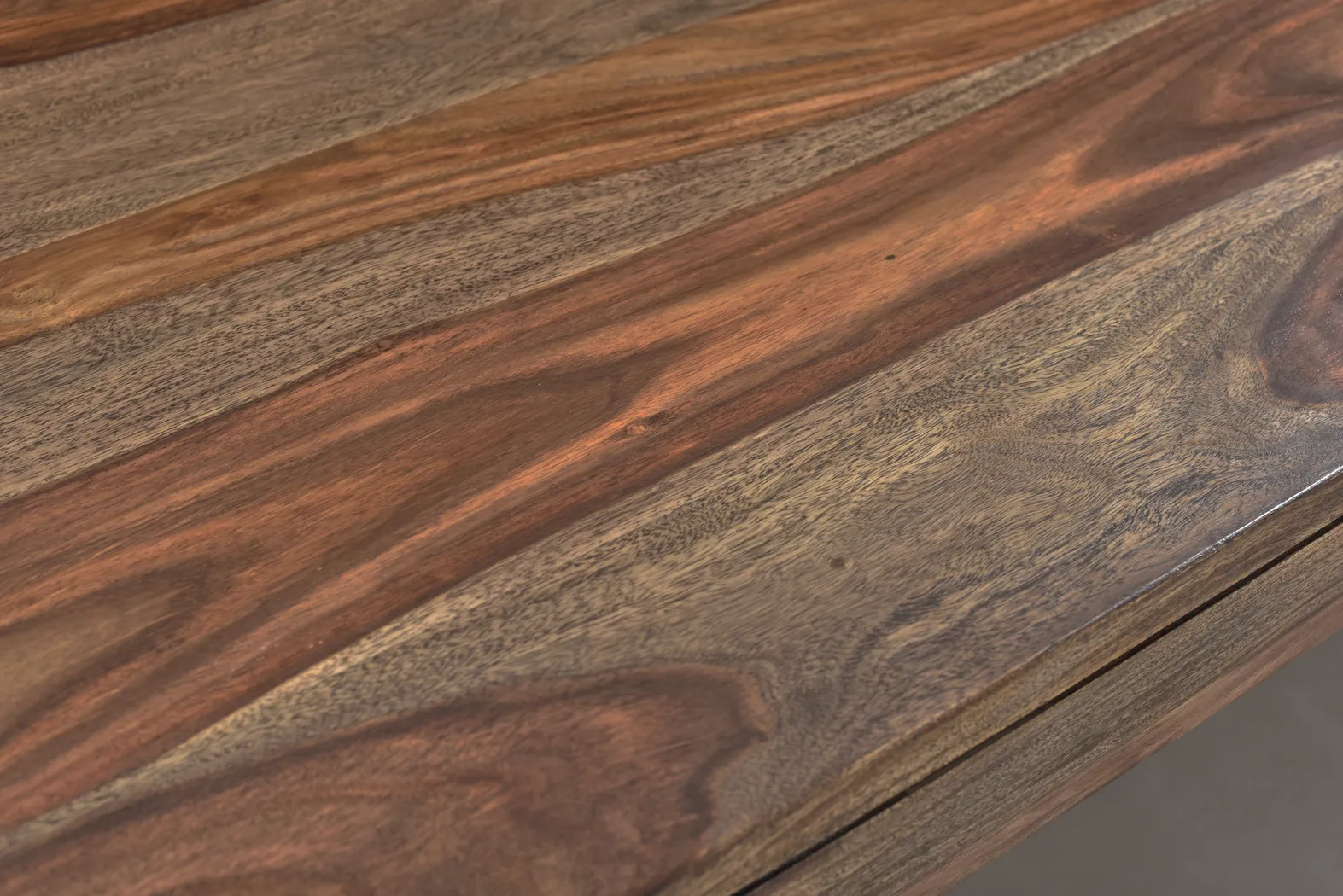 Holwyn Brown Dining Table - Thumbnail - Image 10