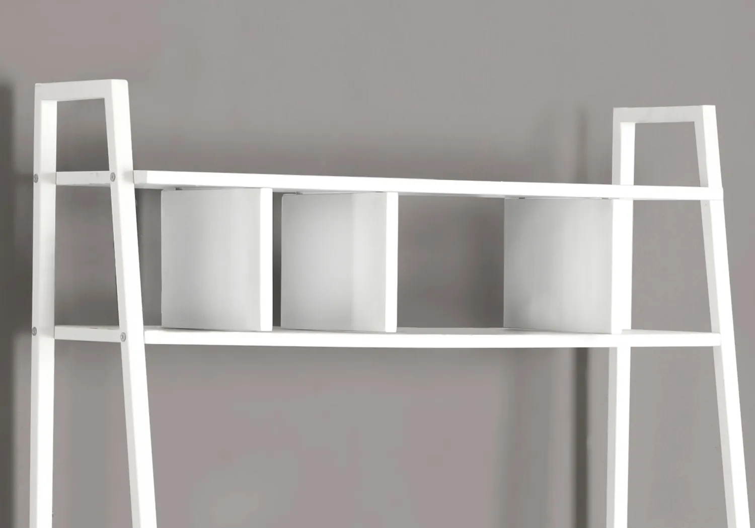 Holyboro White Desk - Thumbnail - Image 3