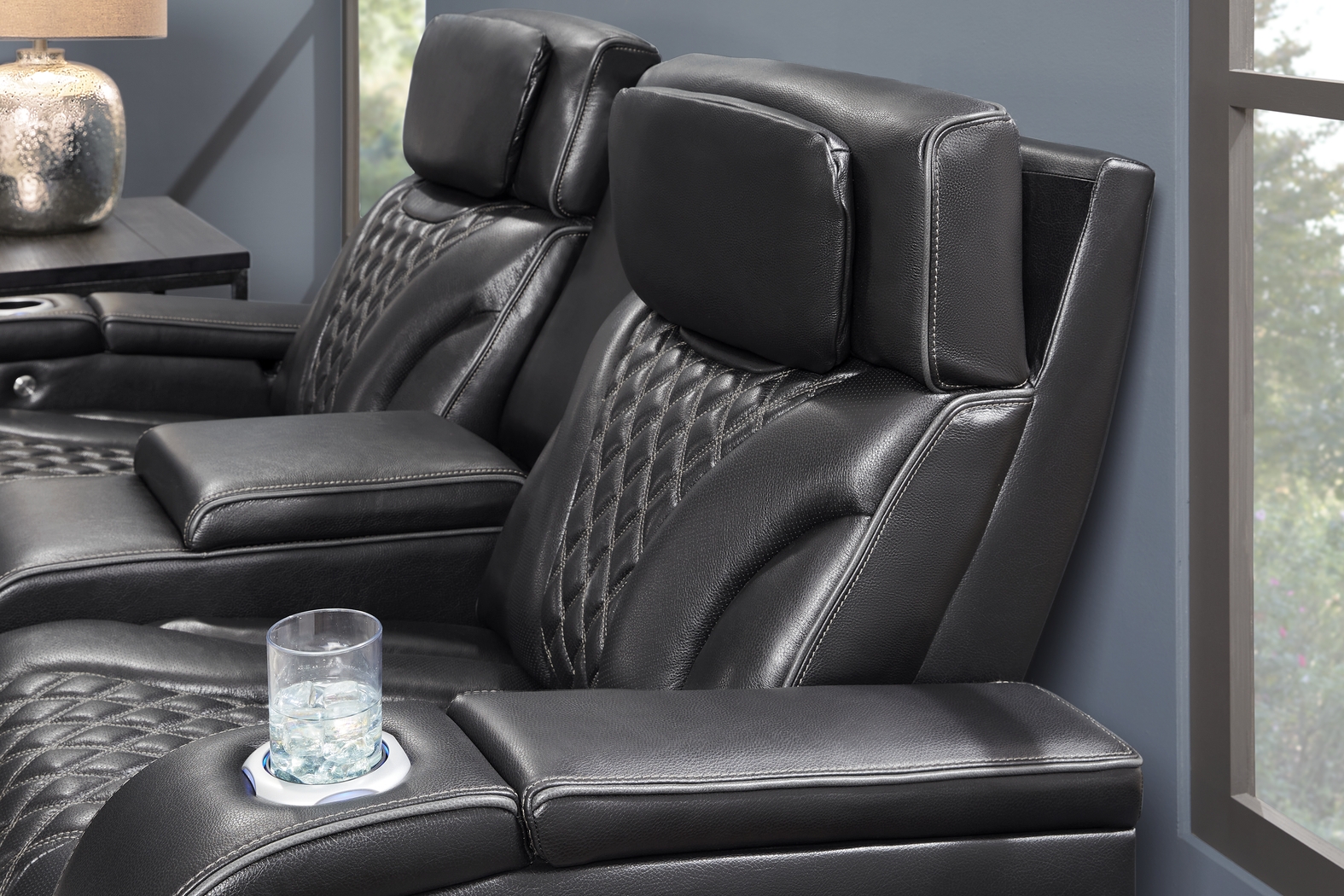 Horizon Ridge Black Leather 7 Pc Triple Power Reclining Living Room with Massage and Heat - Thumbnail - Image 16