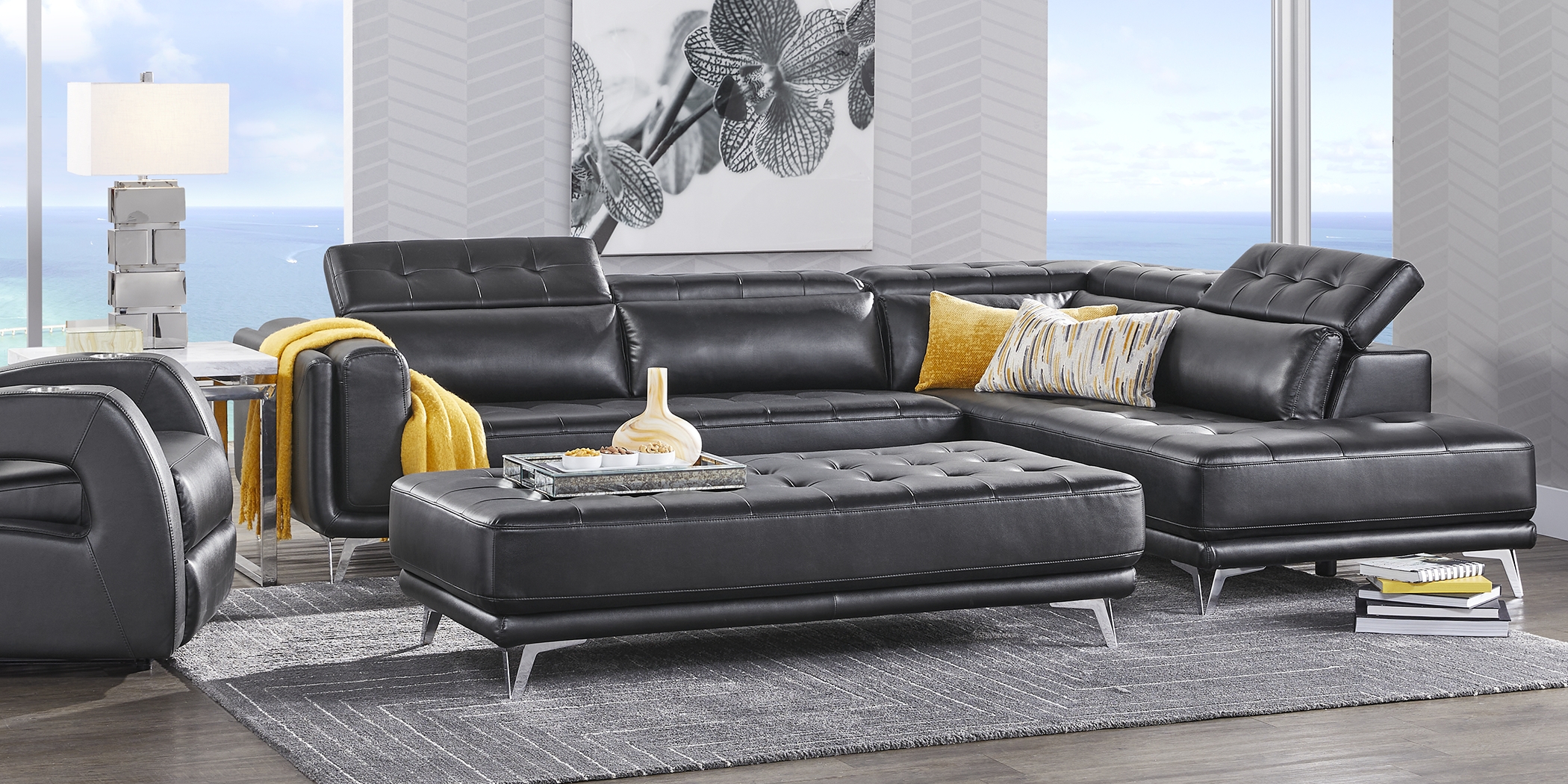 Hudson Heights Black 6 Pc Sectional Living Room - Thumbnail - Image 2