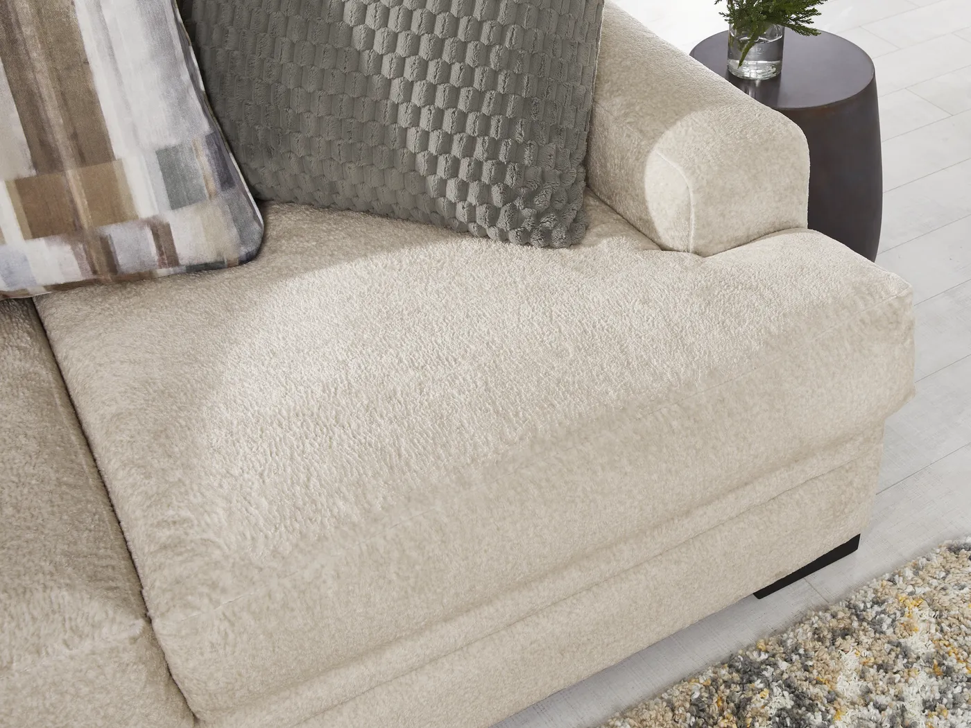 Hudson Street Beige 3 Pc Sectional - Image 5