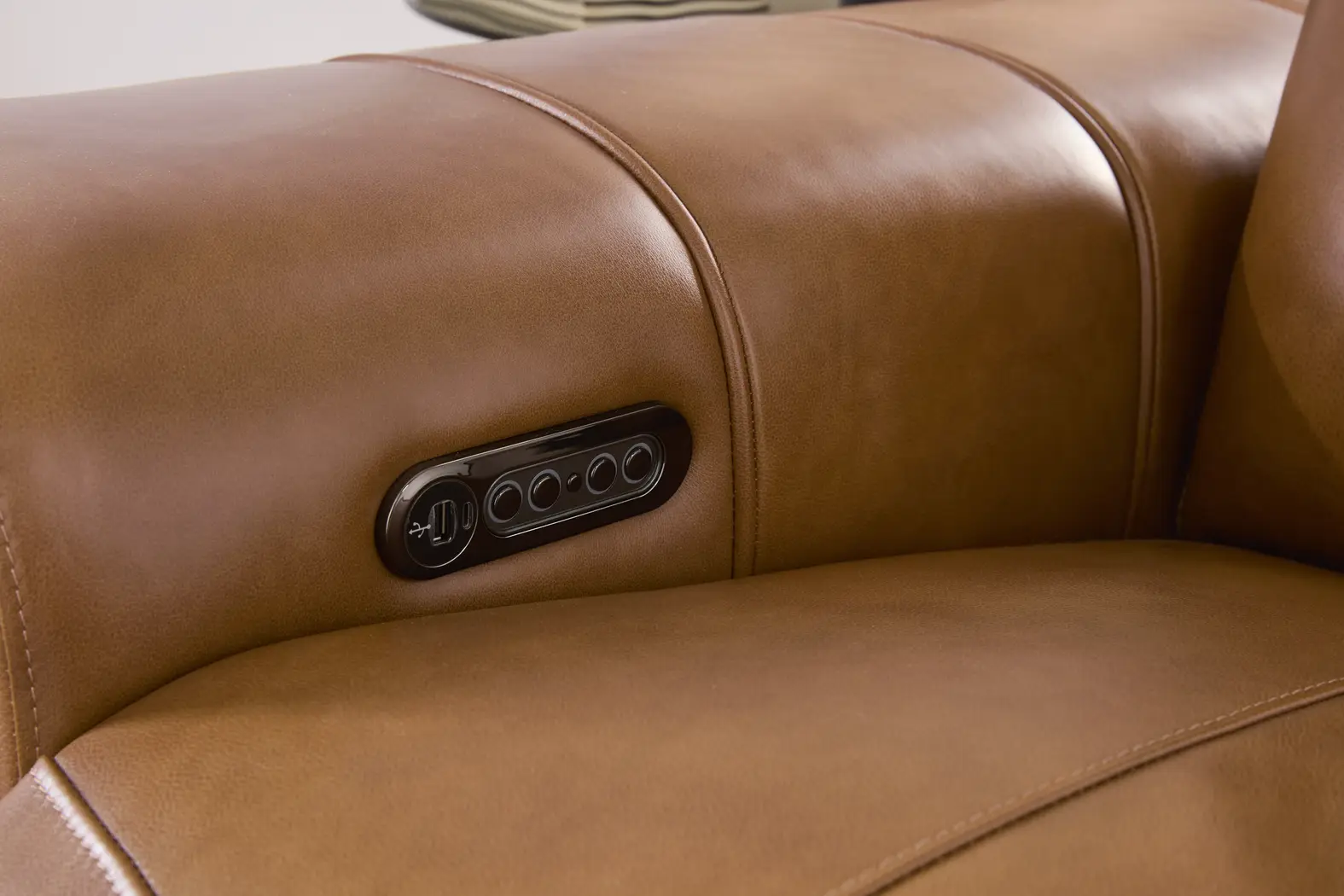 Huntington Saddle Leather 10 Pc Dual Power Sectional Living Room - Thumbnail - Image 9