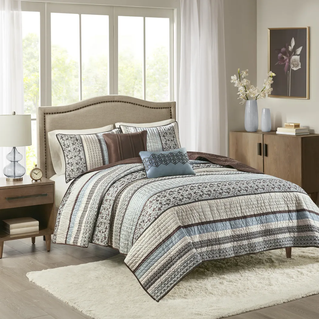 Huxley 5 Pc Full/Queen Coverlet Set - Thumbnail - Image 1