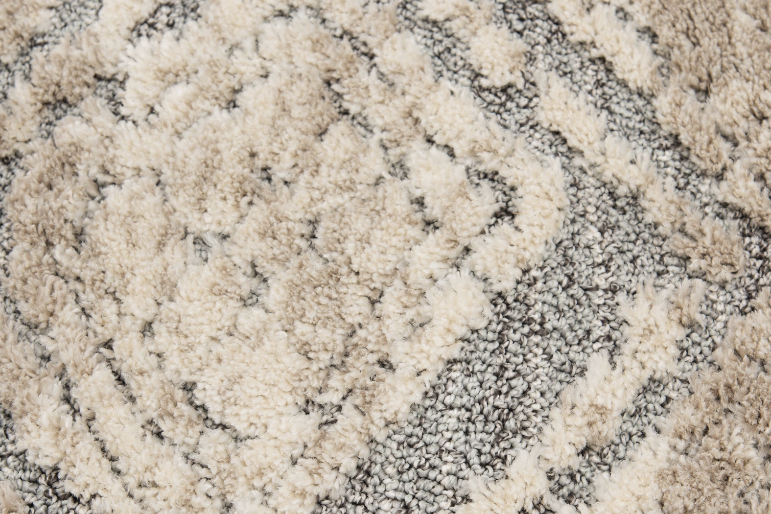 Idalia Gray 7'10" x 9'10" Rug - Thumbnail - Image 2