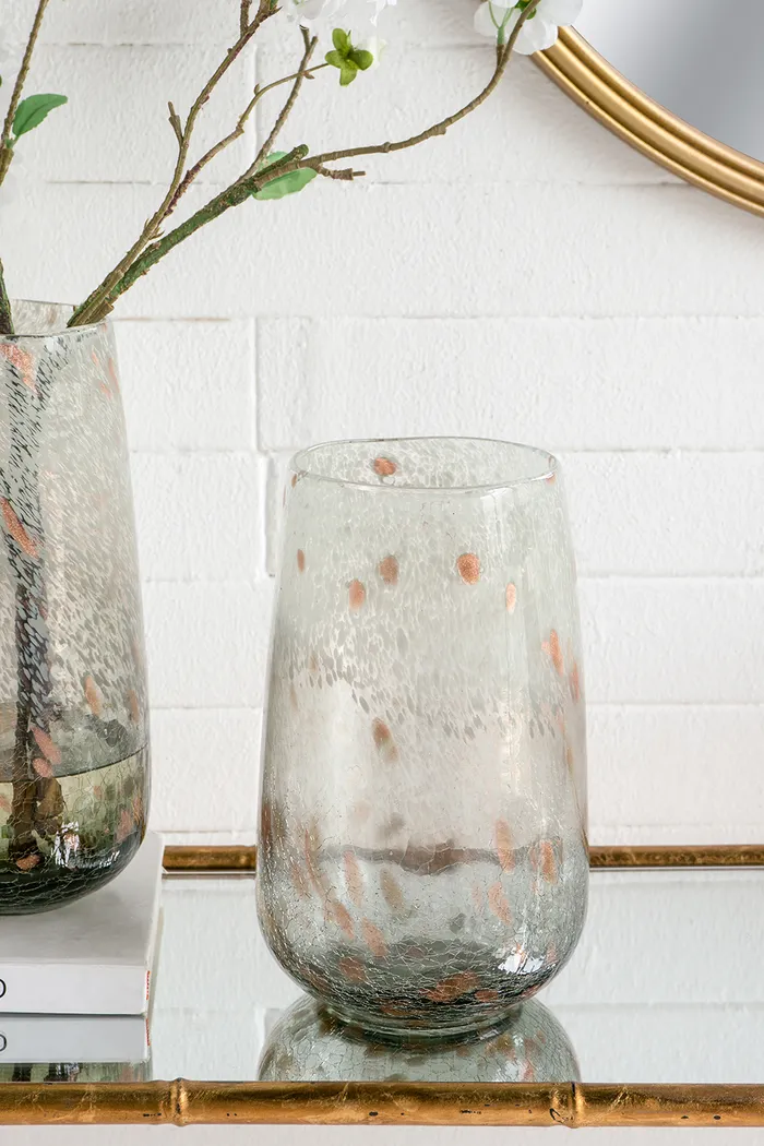 Idis Gray Vase - Thumbnail - Image 2