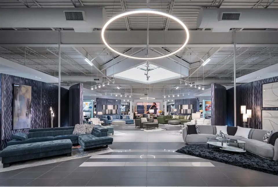 in-store-sofa-shopping-experience.png