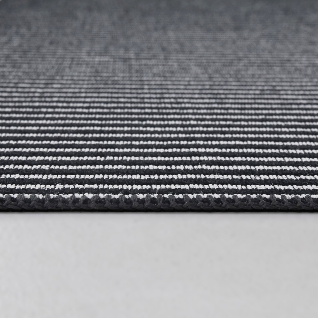 Iomeina Black 7'10 x 10' Area Rug - Thumbnail - Image 4