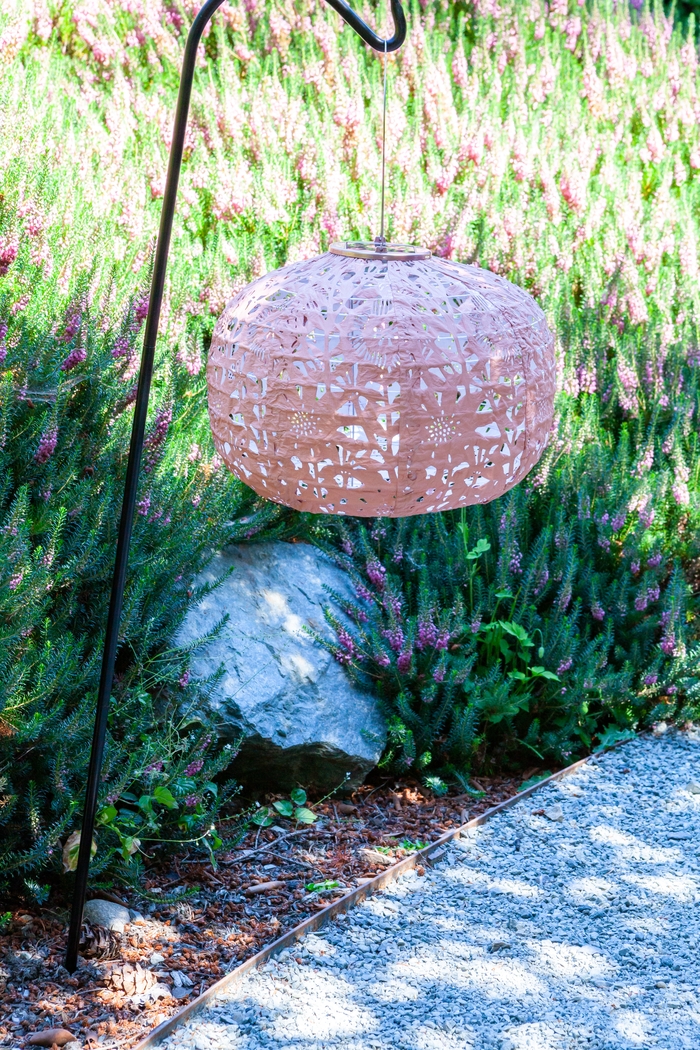 Irian Island Outdoor Clay Solar Lantern - Thumbnail - Image 2